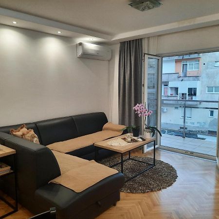 Ferienwohnung Apartman Nk Nikšić Exterior foto