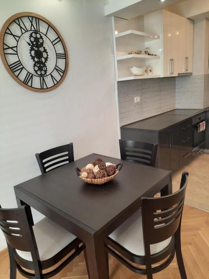 Ferienwohnung Apartman Nk Nikšić Exterior foto