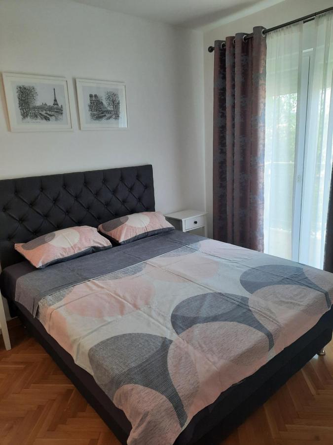 Ferienwohnung Apartman Nk Nikšić Exterior foto