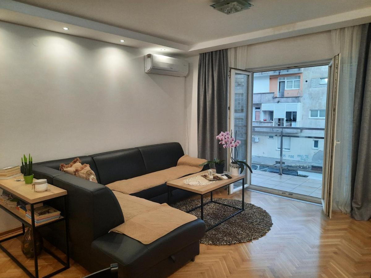 Ferienwohnung Apartman Nk Nikšić Exterior foto