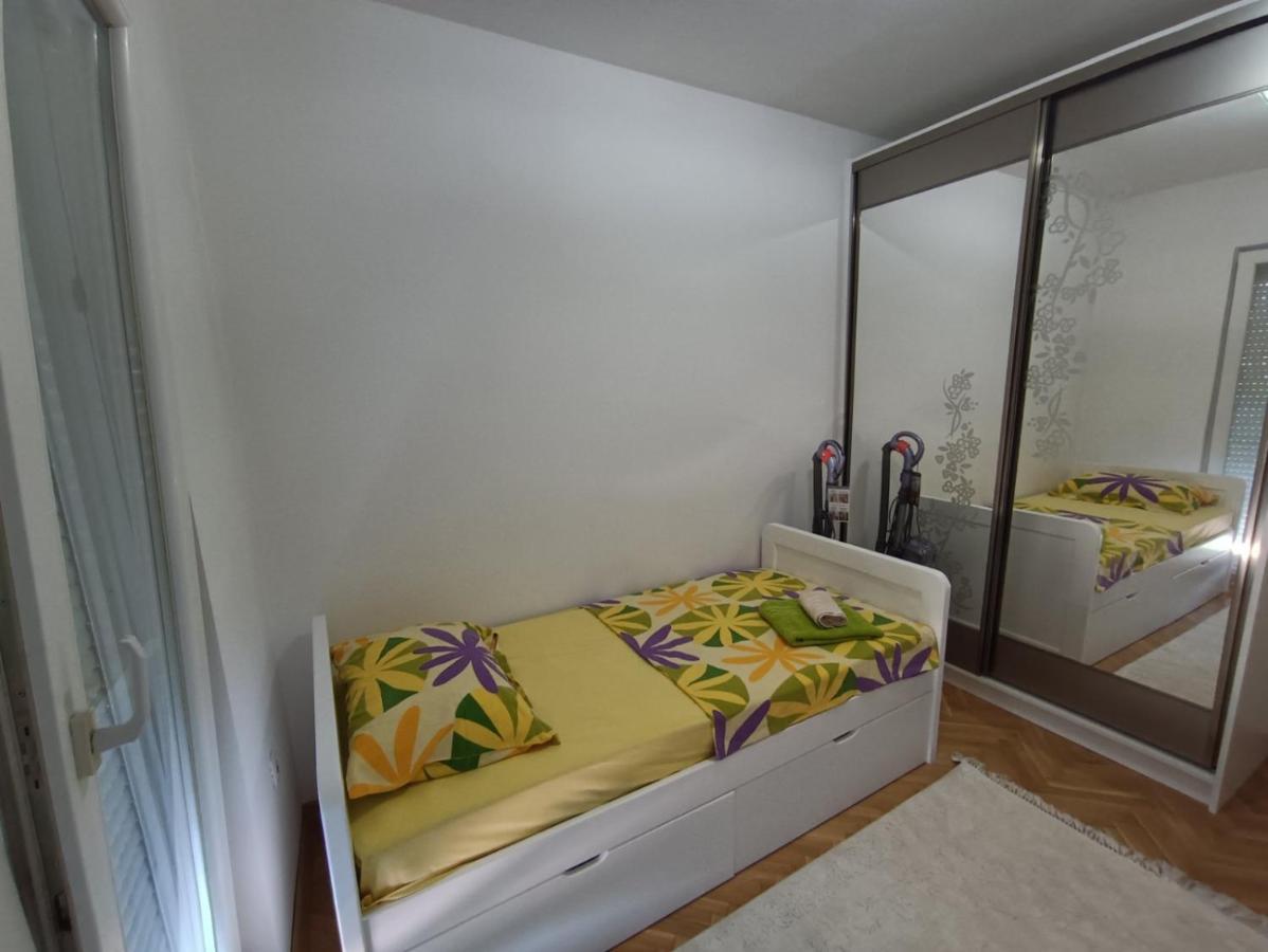 Ferienwohnung Apartman Nk Nikšić Exterior foto